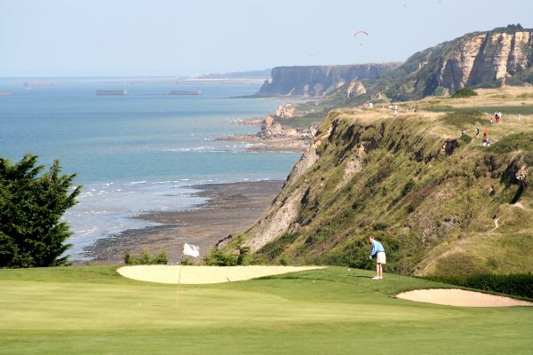golf d'omaha beach port-en-bessin normandy