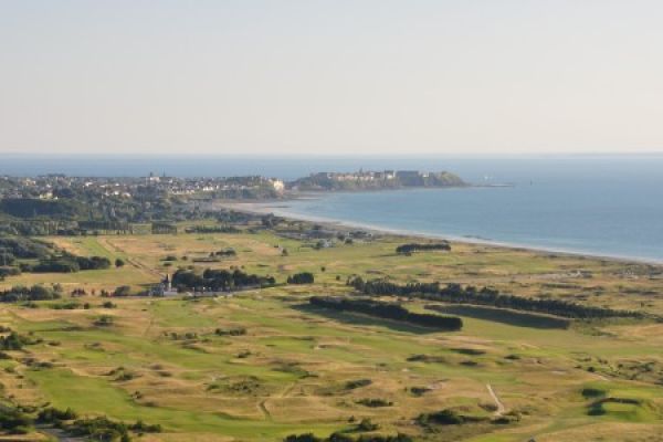 golf courses lynx granville manche seaside green 