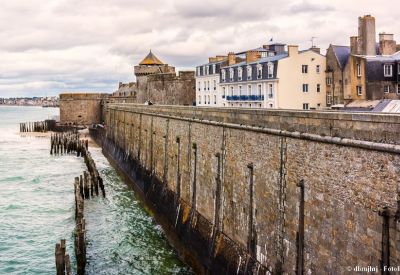 VISIT SAINT MALO PRIVATE TOUR BRITTANY GOLF SIGHTSEEING TOURS